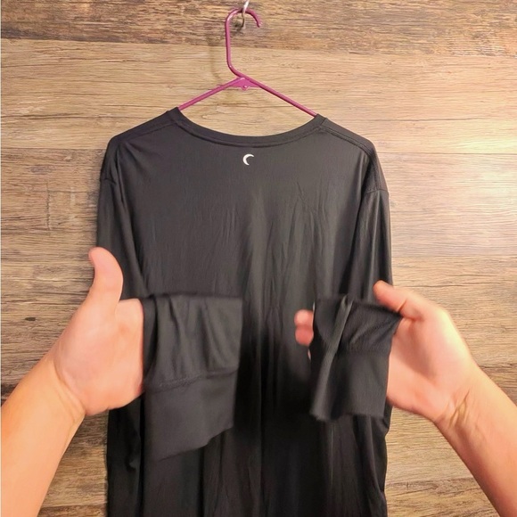 ZYIA Classic Black Long Sleeve Top - Picture 2 of 7